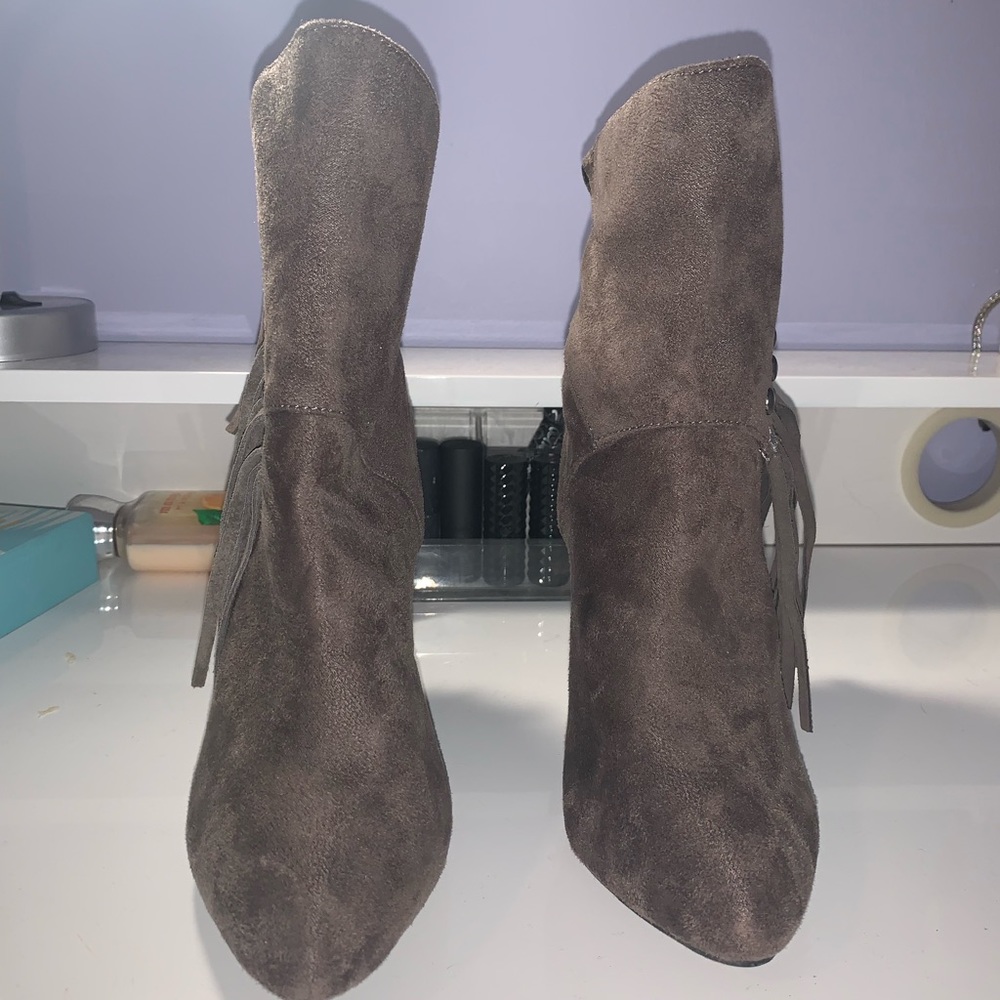 Boot heels - Picture 2 of 2